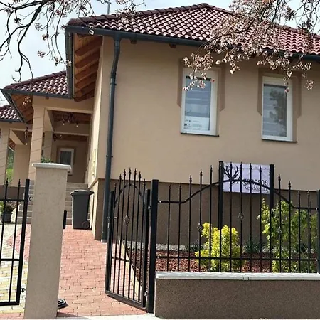 Agancsos Vendeghaz Villa